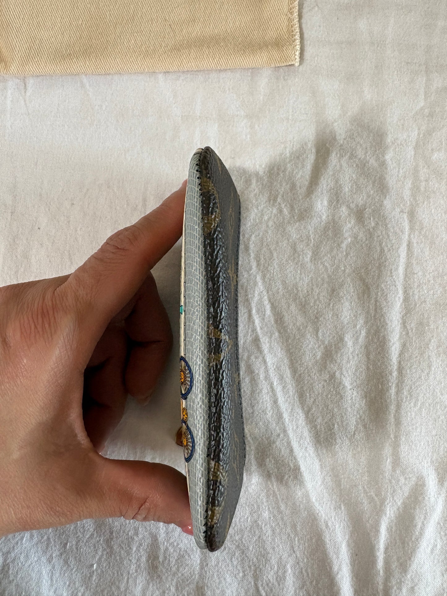 Louis Vuitton Key Pouch Vivienne Paris – Christmas Animation 2022 Limited Edition