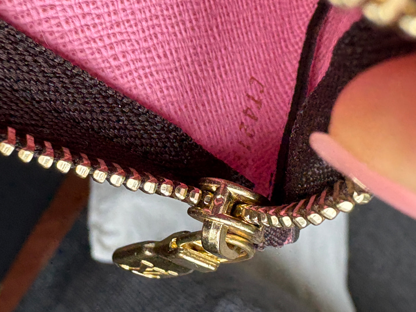 Louis Vuitton Key Pouch Vivienne Paris – Christmas Animation 2022 Limited Edition