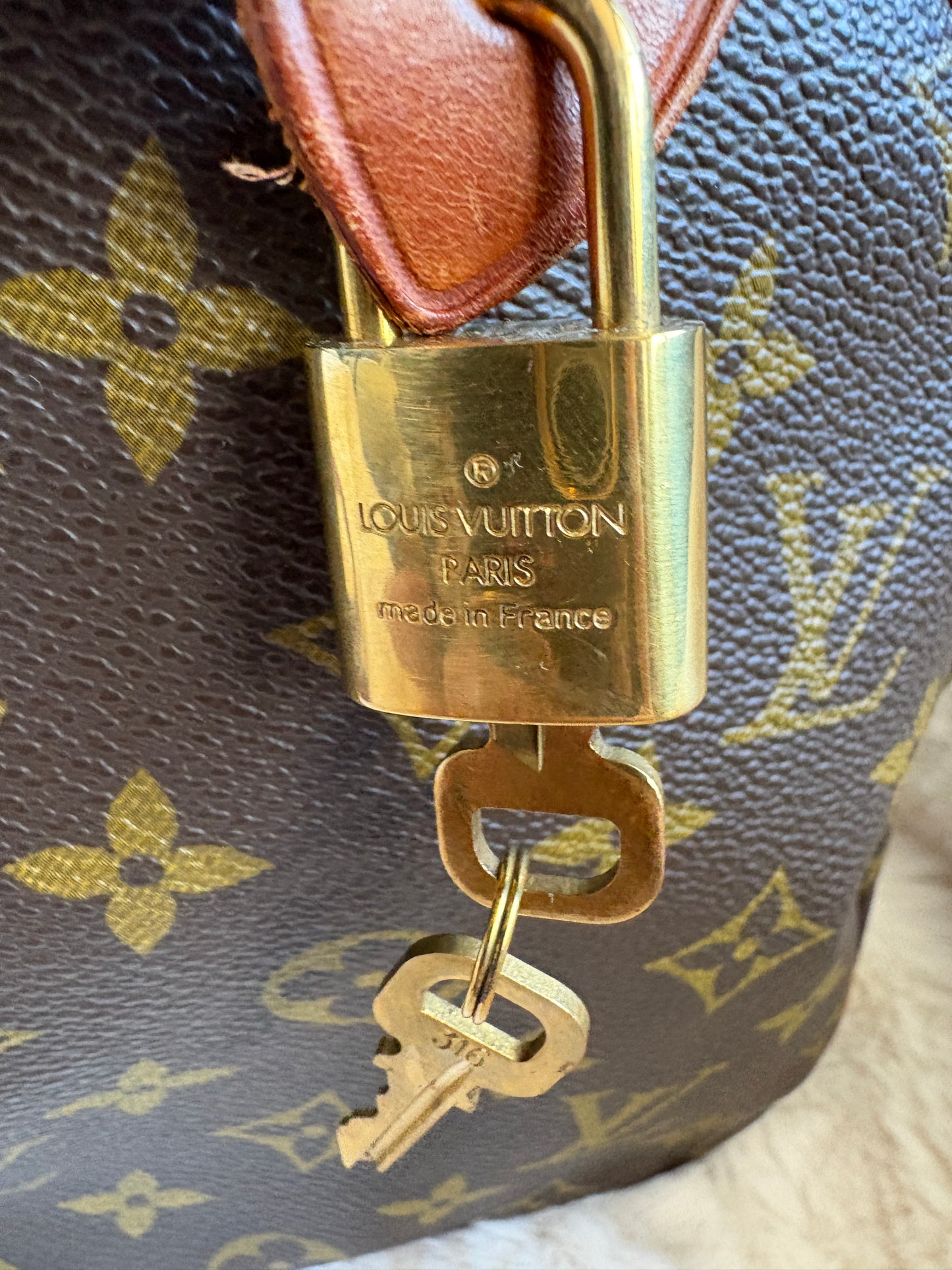 -Sold- Louis Vuitton Speedy 30 Vintage Monogram – Komplettset mit Organizer & Strap