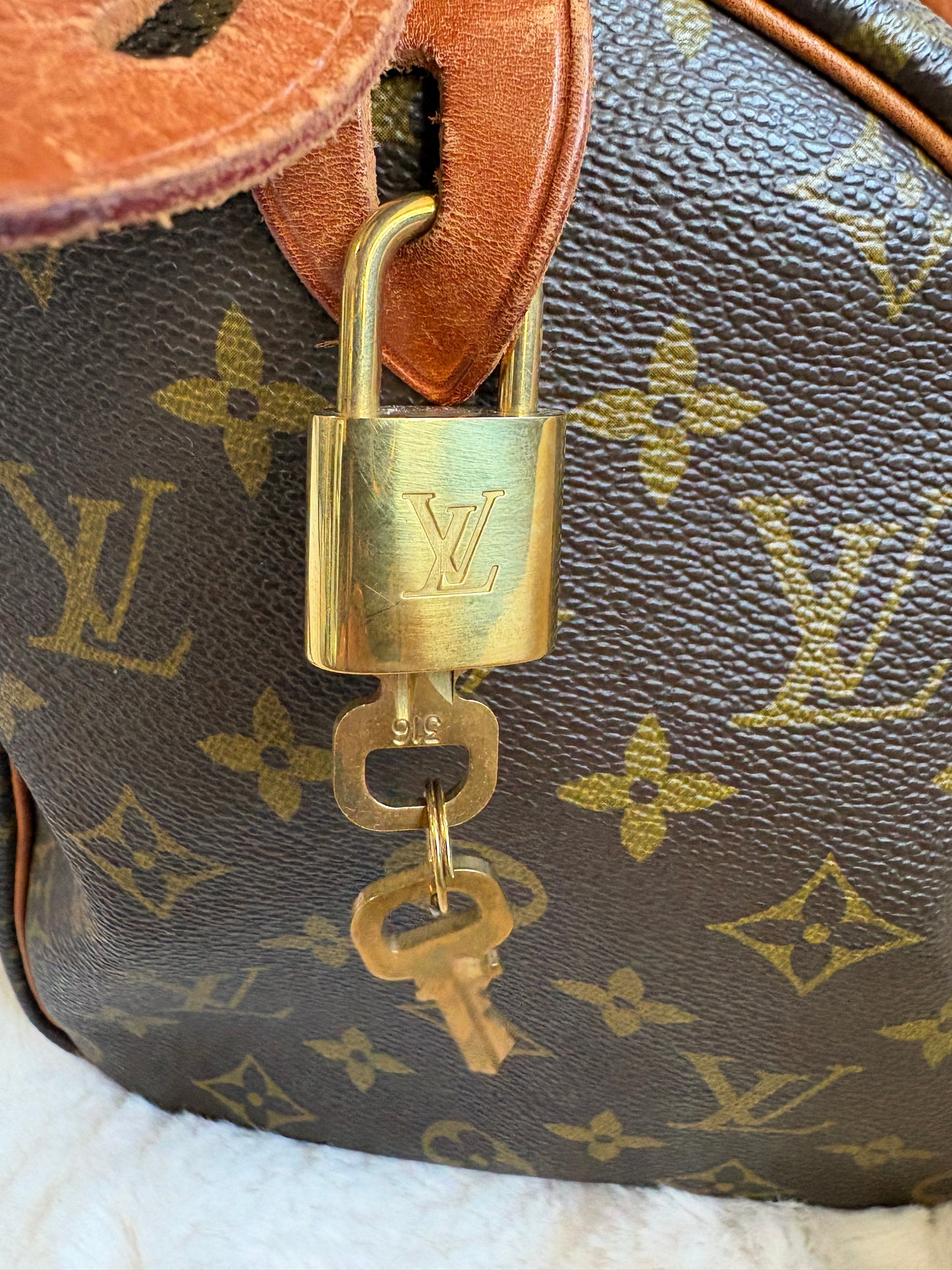-Sold- Louis Vuitton Speedy 30 Vintage Monogram – Komplettset mit Organizer & Strap