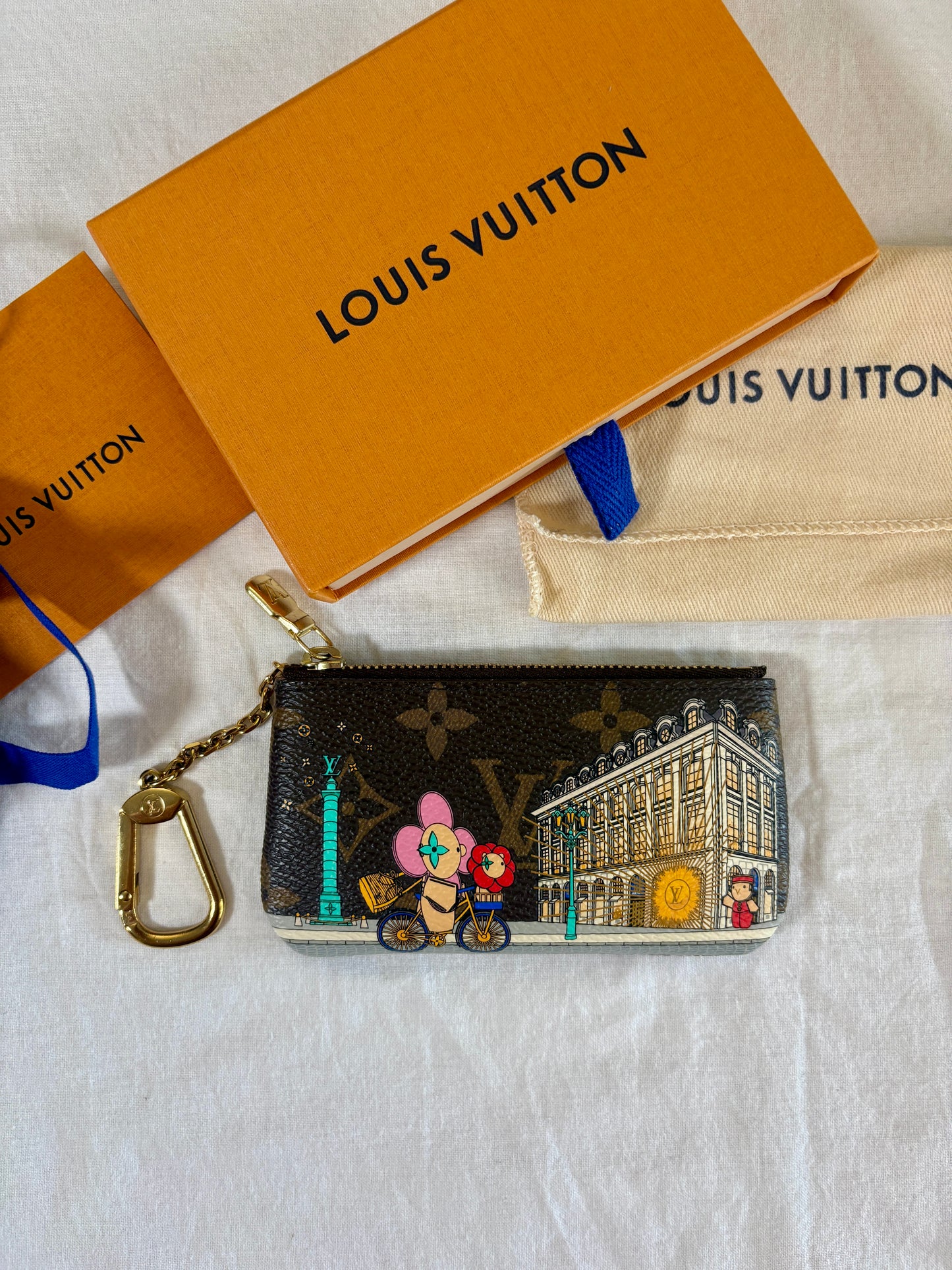 Louis Vuitton Key Pouch Vivienne Paris – Christmas Animation 2022 Limited Edition