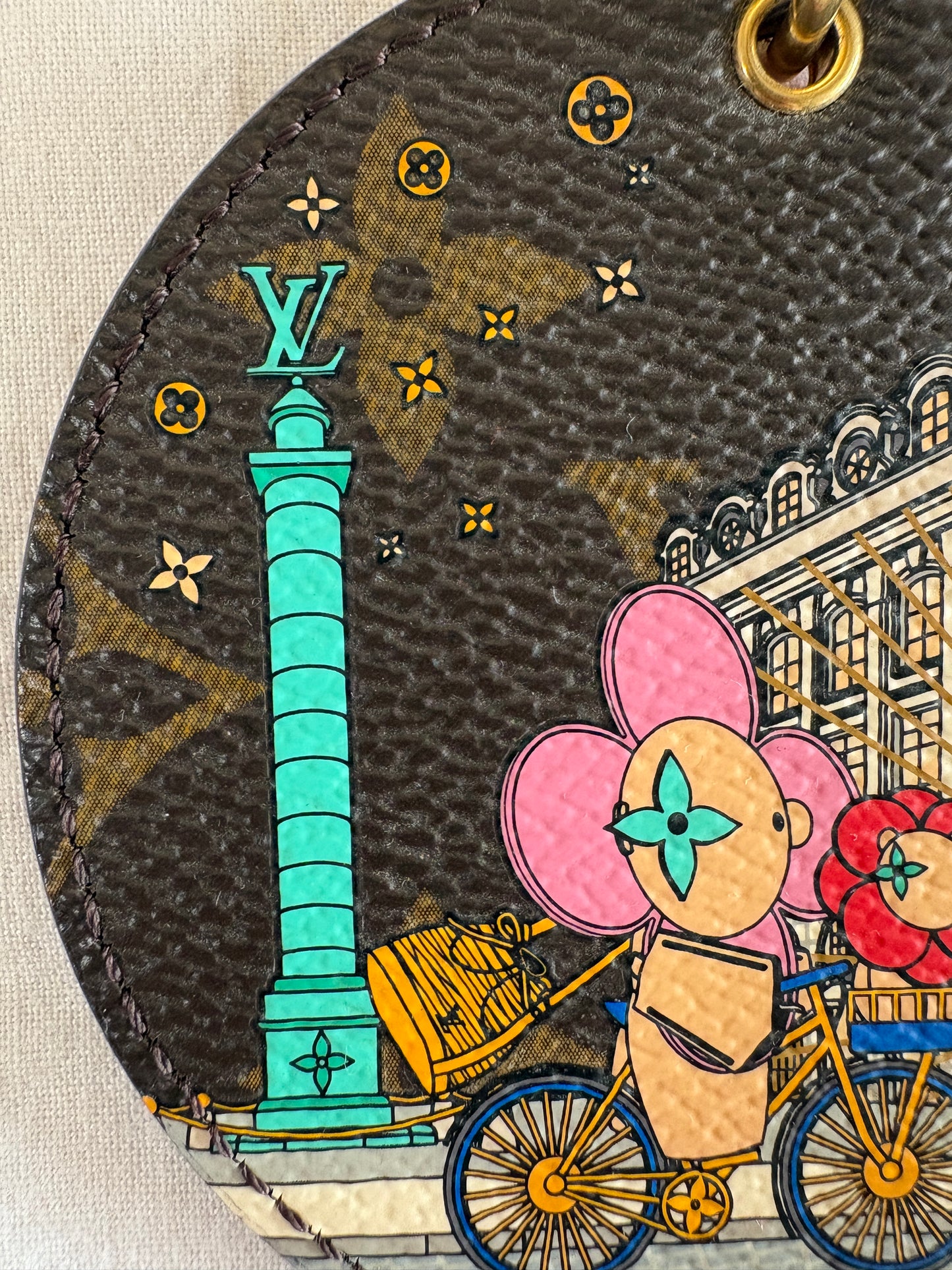 Louis Vuitton Vivienne Bag Charm Paris - Limited Holiday Edition 2022