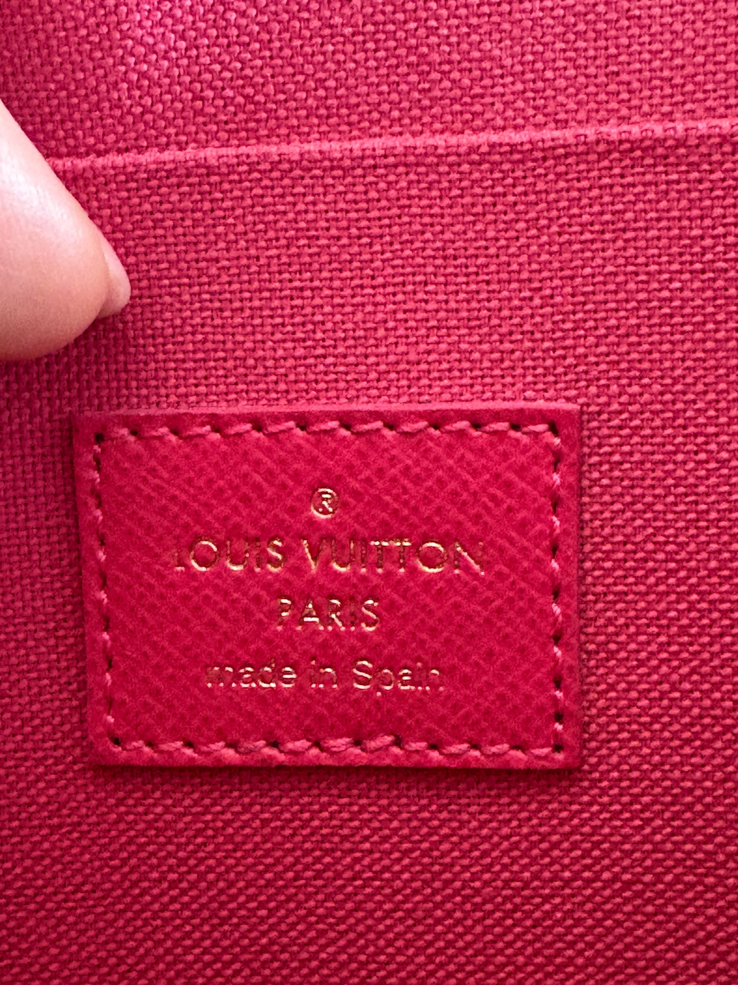 -Sold- Louis Vuitton Félicie Pochette Vivienne Hollywood – Christmas Animation 2021