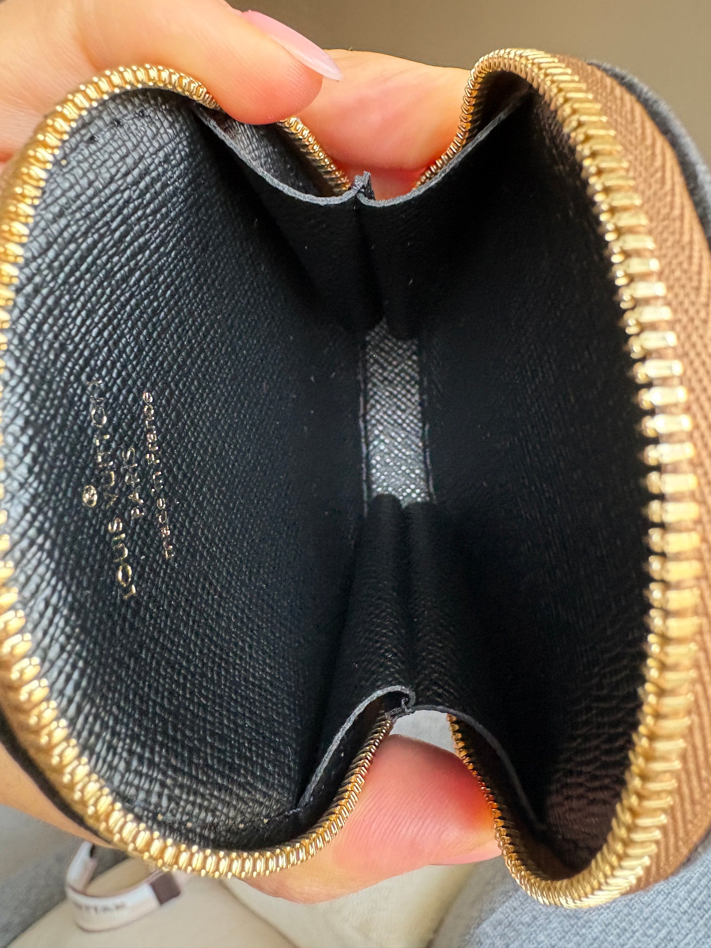 Louis Vuitton Round Coin Purse Monogram Reverse Canvas – Neu mit Box