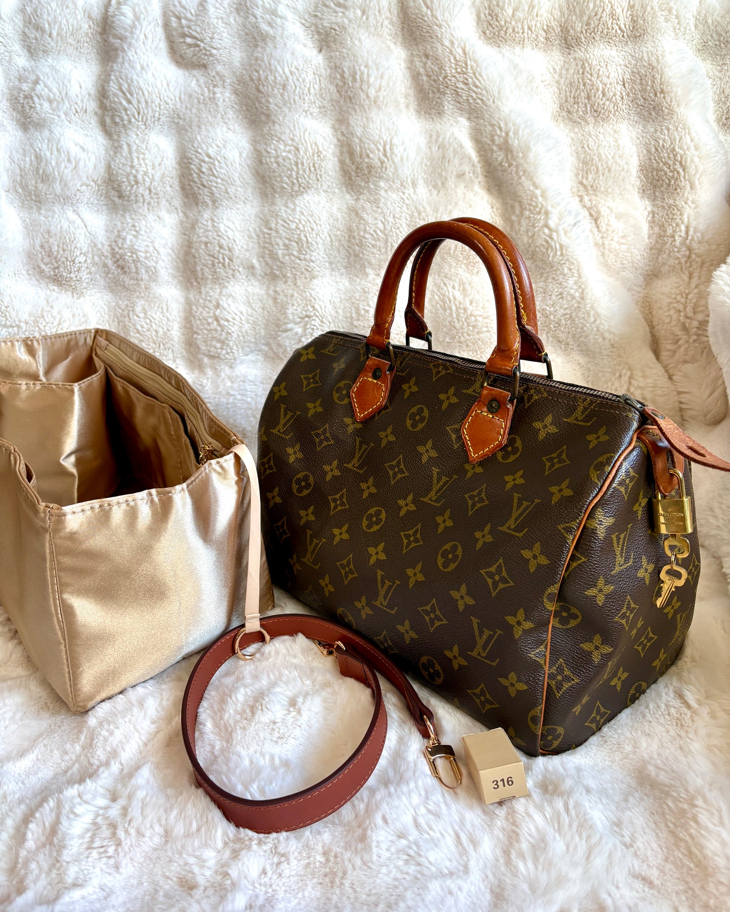 -Sold- Louis Vuitton Speedy 30 Vintage Monogram – Komplettset mit Organizer & Strap