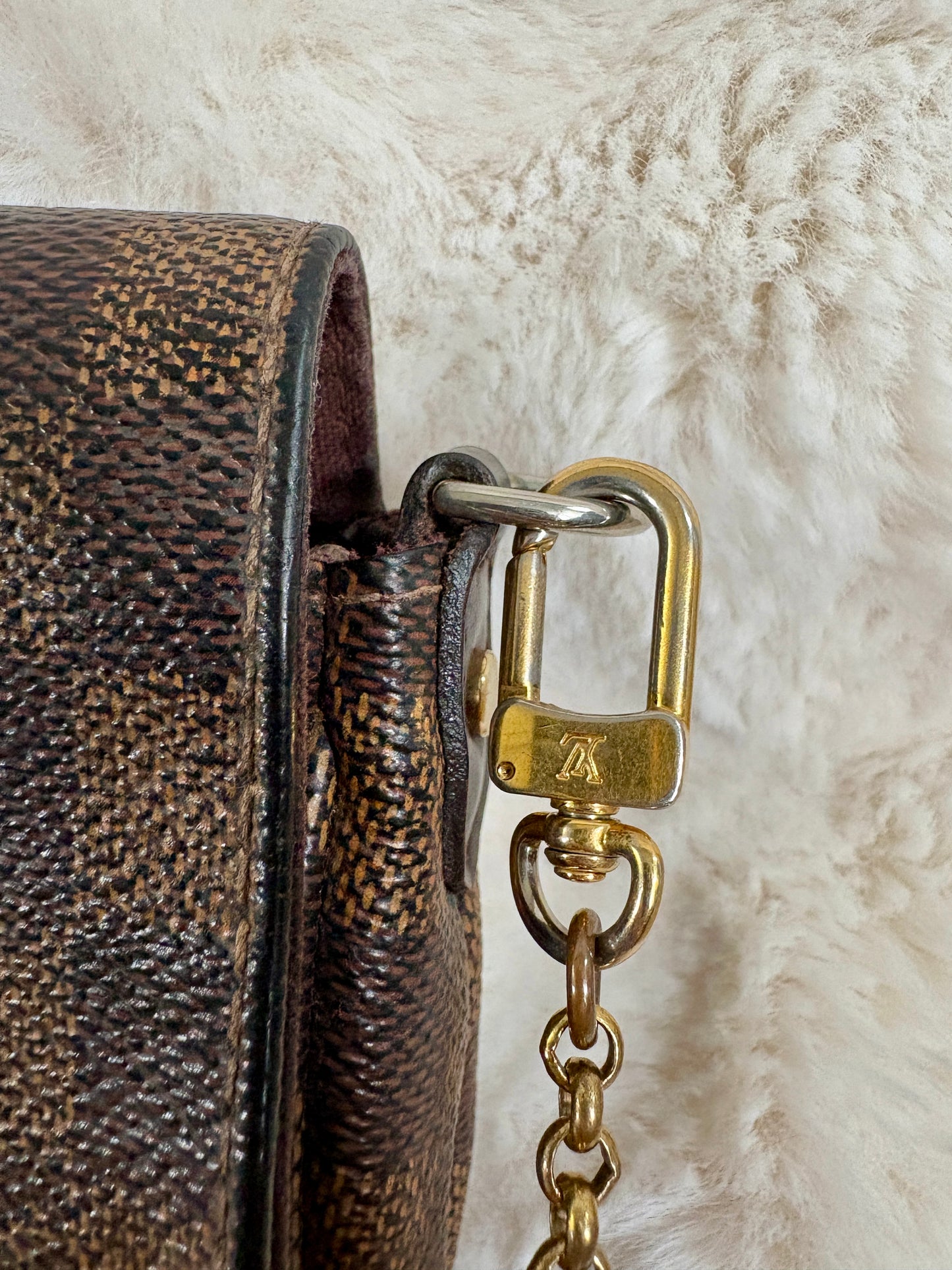 Louis Vuitton Favorite MM – Damier Ebene - Vintage 2014
