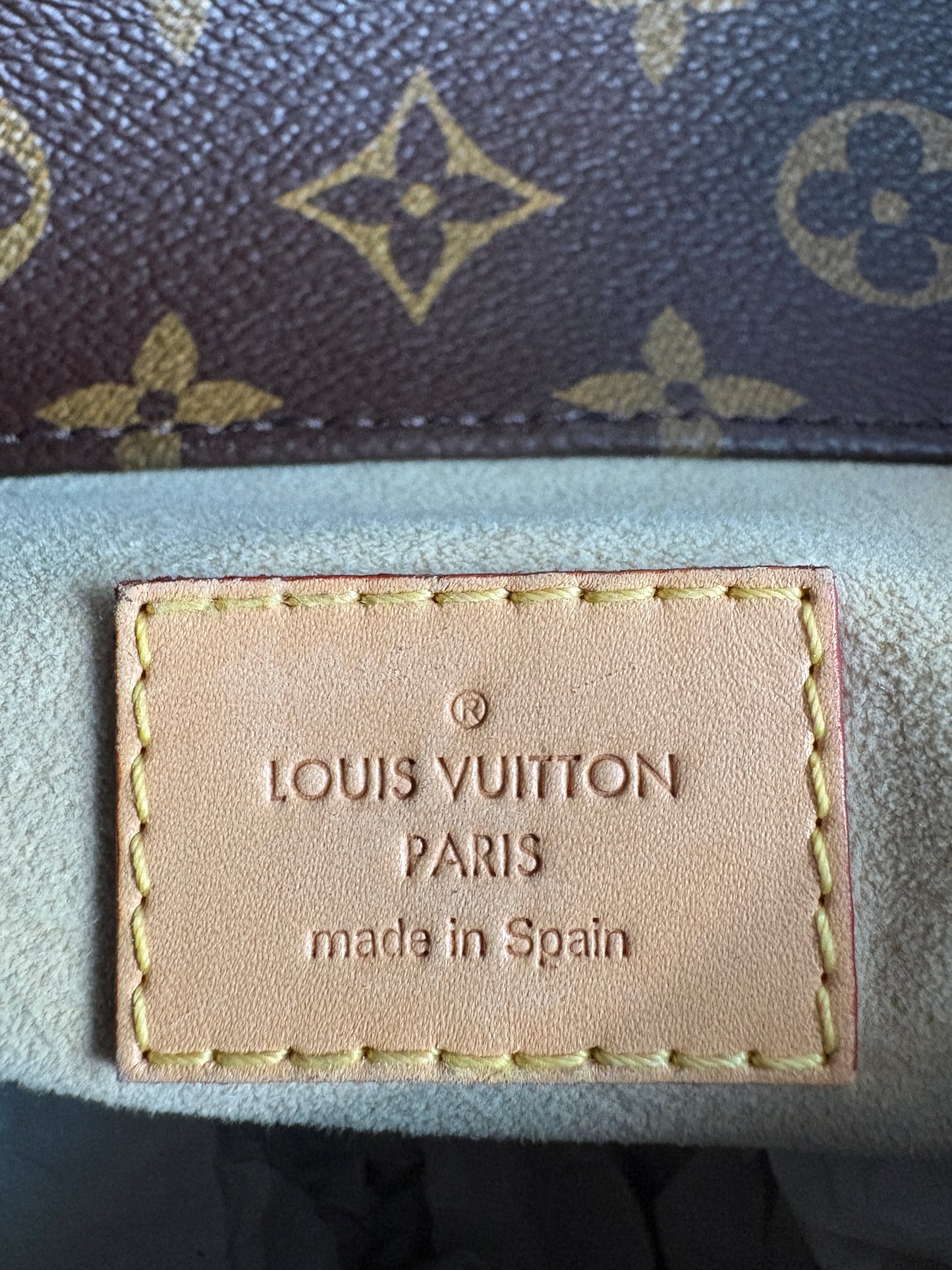 - Sold -Louis Vuitton Artsy MM Monogram Canvas - Authentifiziert
