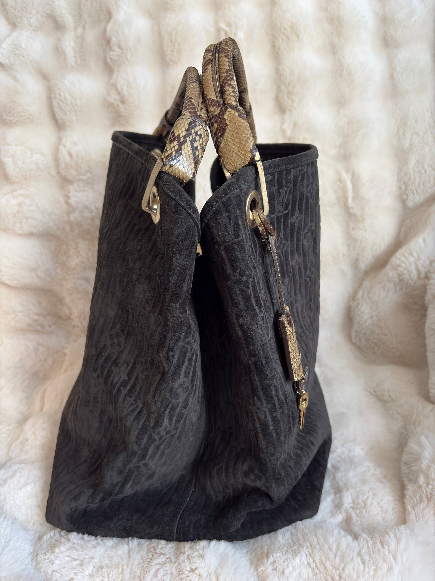 -Sold- Louis Vuitton Whisper Python
Collection Automne / Hiver 2008