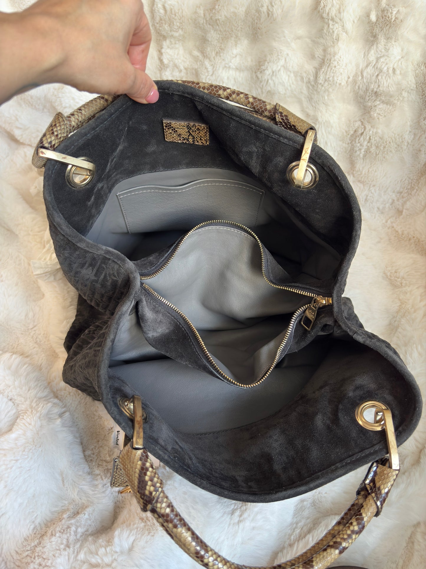 -Sold- Louis Vuitton Whisper Python
Collection Automne / Hiver 2008
